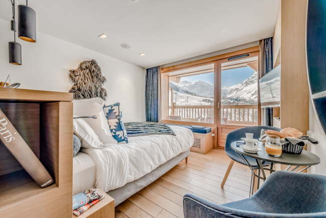 Superior Room Slopes View