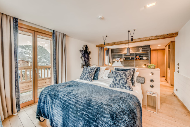Junior Suite Slopes View